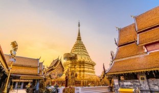 Wat-Phra-That-Doi-Suthep-in-Chiang-Mai-Thailand.jpg